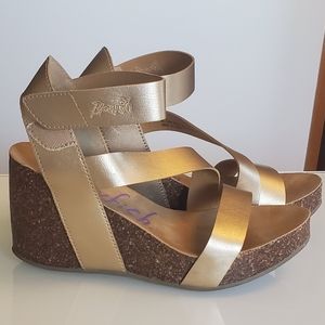 Wedge sandals